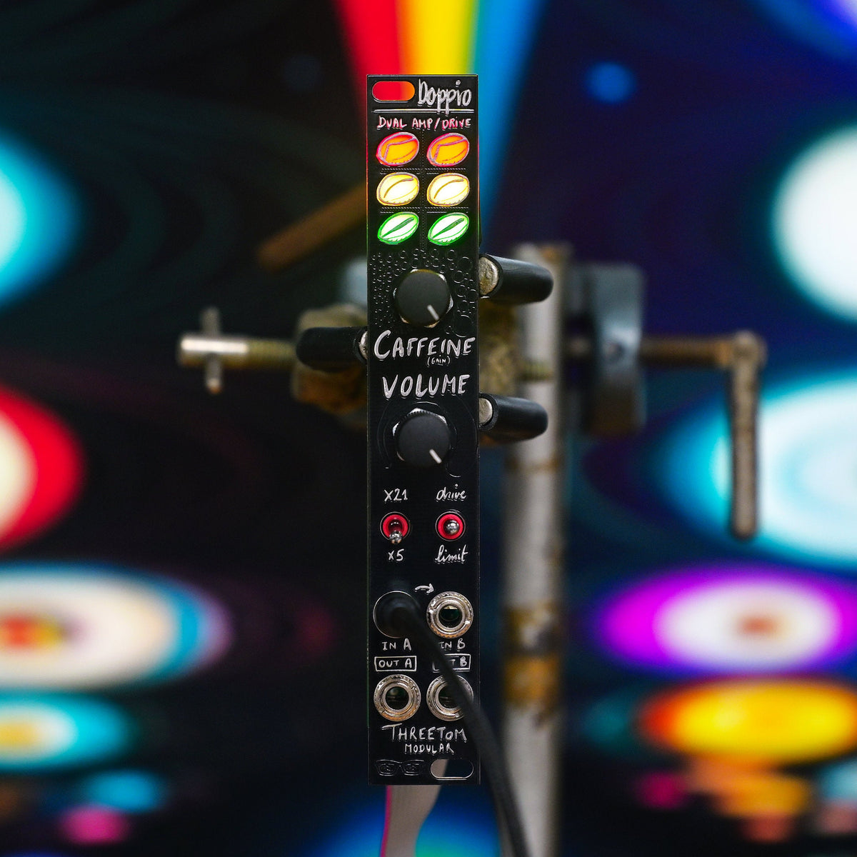 Threetom Doppio stereo drive og soft limiter, frontpanel