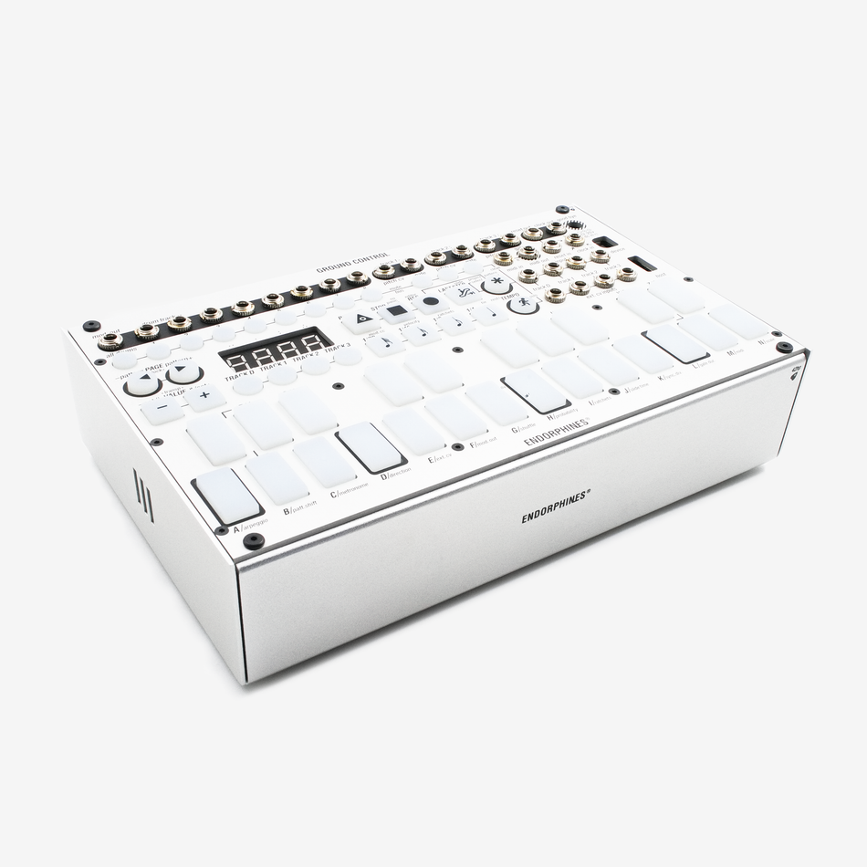 Endorphin.es Ground Control Standalone Silver - sett fra siden